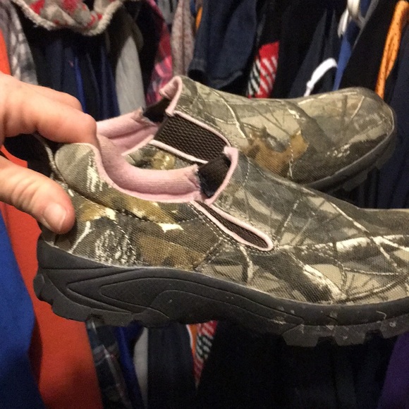 Shoes - Picture 1 of 1